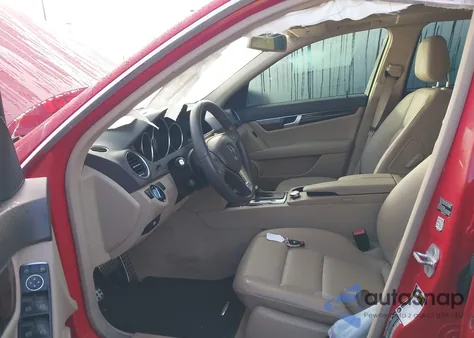 2014 Mercedes-Benz C 250 Sport from USA, damaged, VIN WDDGF4HB4EA952050